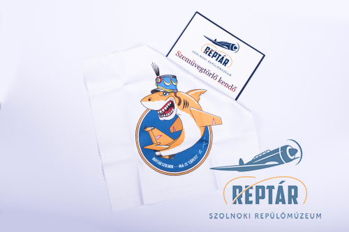 RepTár Szemüvegtörlő kendő - többféle mintával